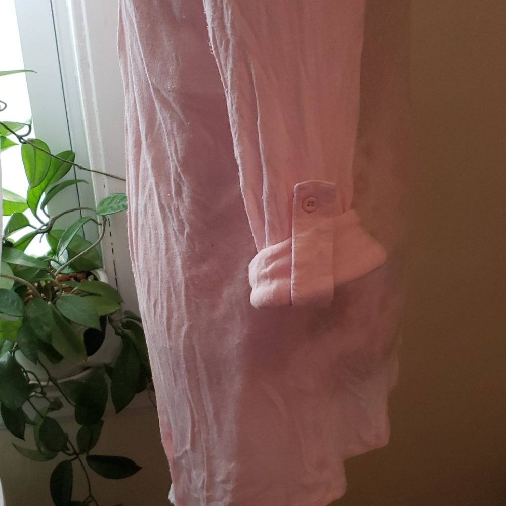 Pink & white shirt - Picture 4 of 5